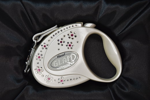 Hundeleine GLAM Perlmutt mit Swarovski Steinen 3  m jetzt kaufen | schneider-online24.ch