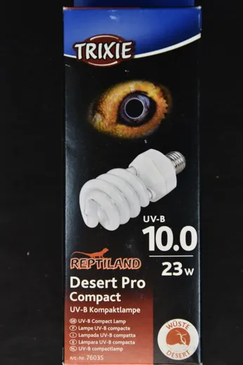 Kompaktlampe UV-B 23 W Desert Pro TRIXIE | schneider-online24.ch